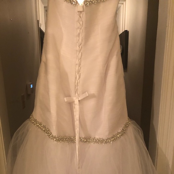 White Mermaid Wedding Bride Dress - Picture 5 of 7